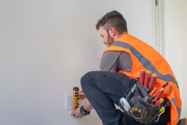 Best Circuit Breaker Repair  in Great Neck Plaza, NY