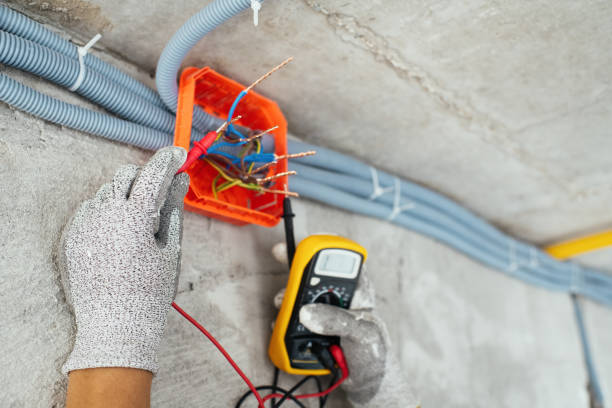 Best Emergency Electrical Repair  in Great Neck Plaza, NY